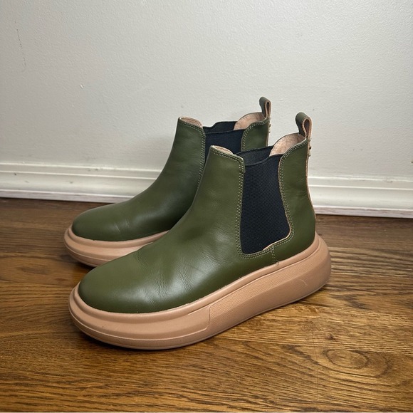 NWOB ZAC‎ Zac Posen Yogi Chelsea Boot in Military Green Size 7 - Picture 3 of 9